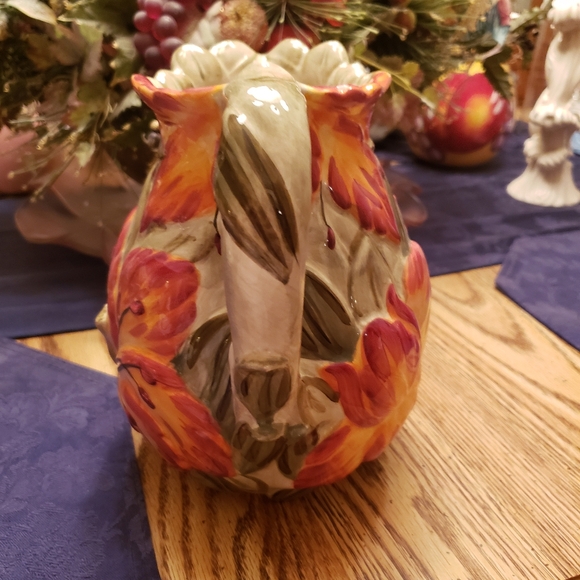 TABLETOPS LIFESTYLES TROPICAL FLOWERS PITCHER - Picture 7 of 10